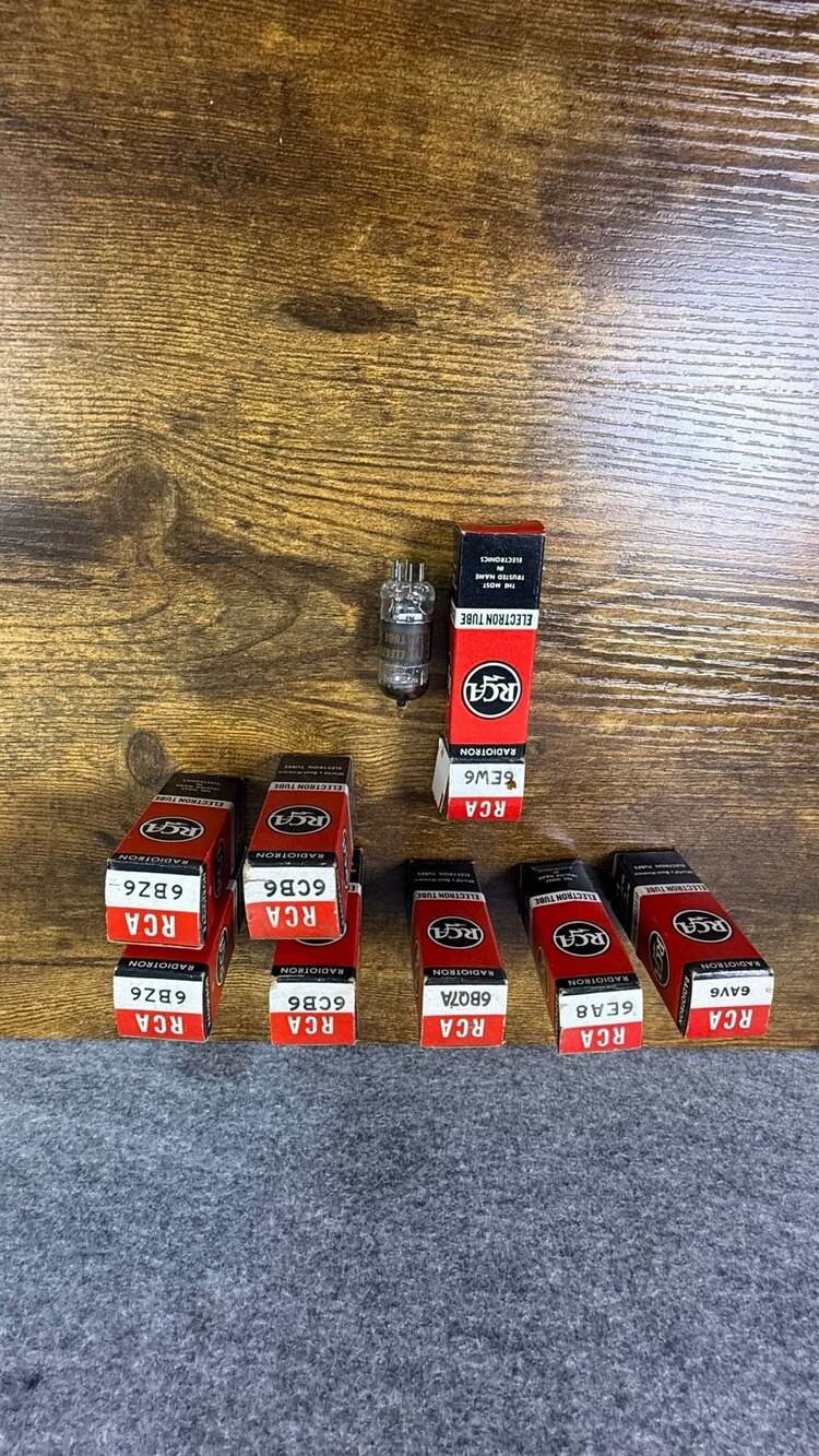 Vintage Assorted RCA Radiotron Electron Vacuum Tubes Lot